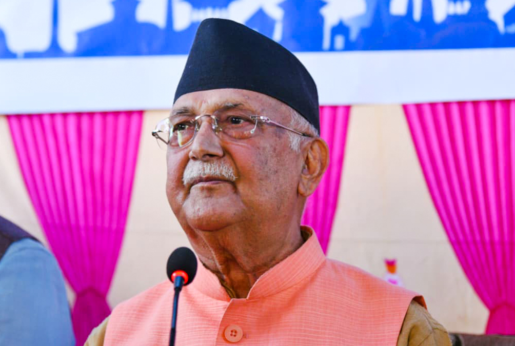 ओलीको प्रश्न :  ‘हाहु’ गरेको सरकारलाई देश जिम्मा लगाएर हामी विदेश भाग्छौं ?